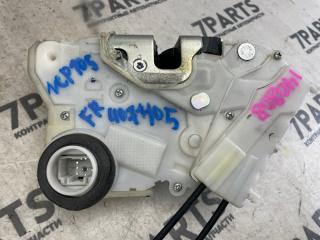 Замок двери правый передний TOYOTA RACTIS NCP105 1NZFE 6903052290 2 ракурс