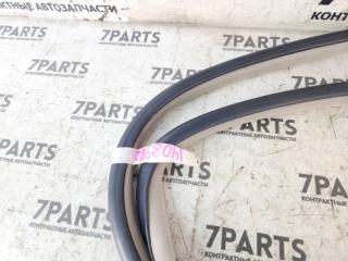 Уплотнительная резинка правая задняя TOYOTA PREMIO NZT260 1NZFE 62331-20180 4 ракурс