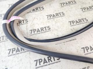 Уплотнительная резинка правая задняя TOYOTA PREMIO NZT260 1NZFE 62331-20180 5 ракурс