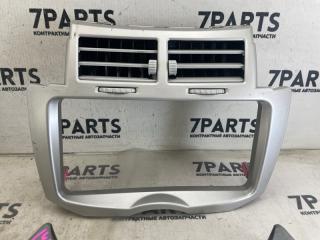 Консоль магнитофона TOYOTA VITZ SCP90 2 ракурс