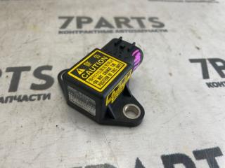 Датчик замедления TOYOTA PREMIO NZT260 1NZFE 89441-12060 2 ракурс