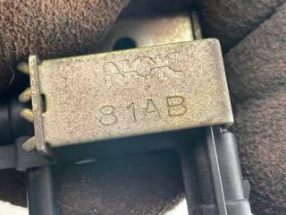 Вакуумный клапан SUZUKI KEI HN22S K6AT NOK 81AB 3 ракурс