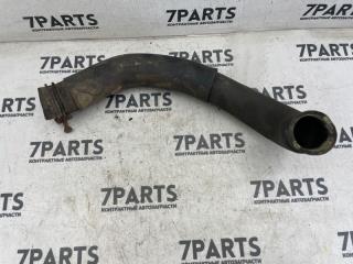 Патрубок радиатора MITSUBISHI DELICA P25W 4D56 2 ракурс Патрубок радиатора MITSUBISHI DELICA P25W 4D56 2 ракурс