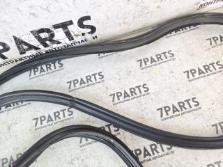 Уплотнительная резинка TOYOTA ALTEZZA GXE10 1GFE 64461-53010 5 ракурс