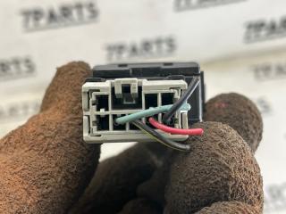 Кнопка HONDA ODYSSEY RA8 4 ракурс