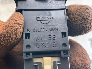 Кнопка обогрева заднего стекла NISSAN EXPERT VW11 QG18DE 5 ракурс