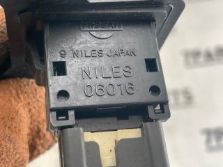 Кнопка аварийной сигнализации NISSAN EXPERT VW11 QG18DE 5 ракурс