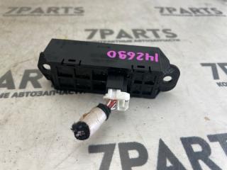 Кнопка NISSAN LEAF ZE1 EM57 3 ракурс