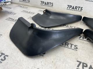 Брызговик MAZDA FAMILIA BG5S B5 3 ракурс Брызговик MAZDA FAMILIA BG5S B5 3 ракурс