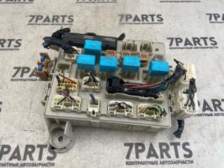 Блок предохранителей  TOYOTA ESTIMA ACR30 2AZFE ,,89221-28110 1 ракурс