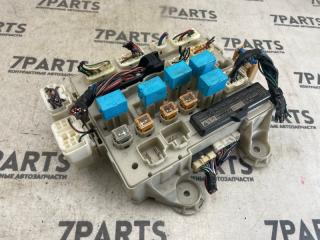 Блок предохранителей TOYOTA ESTIMA ACR30 2AZFE ,89221-28110 2 ракурс