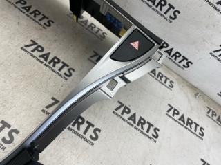 Консоль магнитофона TOYOTA RACTIS NCP125 1NZFE 4 ракурс Консоль магнитофона TOYOTA RACTIS NCP125 1NZFE 4 ракурс