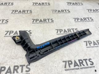 Уголок жабо правый передний TOYOTA RACTIS NCP125 1NZFE 53868-52050 4 ракурс