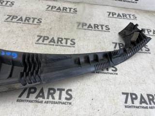 Накладка на багажник правая TOYOTA MARK X GRX120 4GRFSE 64571-22030 3 ракурс