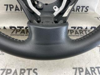 Руль TOYOTA ISIS ZNM10 1ZZFE 2 ракурс