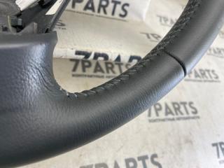 Руль TOYOTA ISIS ZNM10 1ZZFE 3 ракурс