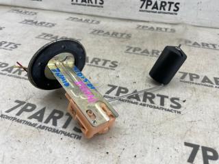 Датчик уровня топлива TOYOTA ISIS ZNM10 1ZZFE 2 ракурс