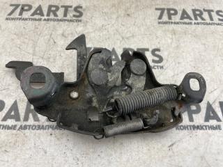 Замок капота NISSAN PRAIRIE JOY PM11 SR20DE 2 ракурс Замок капота NISSAN PRAIRIE JOY PM11 SR20DE 2 ракурс