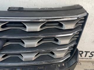 Решетка радиатора FORD EXPLORER U502 5 ракурс