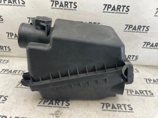 Корпус воздушного фильтра TOYOTA ISIS ZNM10 1ZZFE 17700-22120 3 ракурс