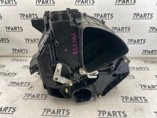 Корпус печки MAZDA FAMILIA BG5S B5 3 ракурс Корпус печки MAZDA FAMILIA BG5S B5 3 ракурс