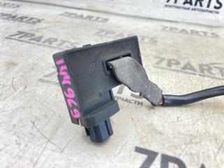 Клемма TOYOTA PREMIO NZT260 1NZFE 28850-21020 2 ракурс Клемма TOYOTA PREMIO NZT260 1NZFE 28850-21020 2 ракурс