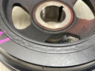 Шкив коленвала MITSUBISHI OUTLANDER GG2W 4B11 1104A094 3 ракурс