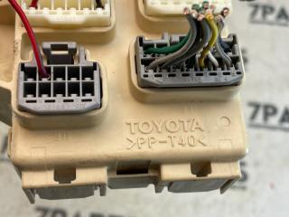 Блок предохранителей TOYOTA NADIA ACN10 1AZFSE 82734-44010 4 ракурс