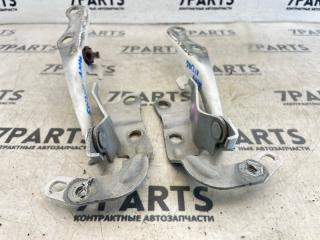 Крепление капота TOYOTA ALPHARD ANH10 2AZFE 3 ракурс
