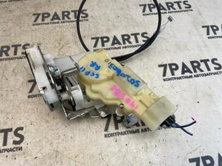 Замок двери правый задний TOYOTA PLATZ SCP11 1SZFE 2 ракурс