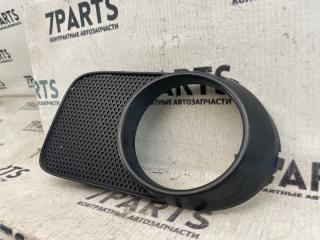 Ободок туманки левый передний TOYOTA WISH ZNE10 52128-68020 3 ракурс