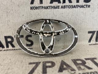 Эмблема TOYOTA RAUM EXZ10 4 ракурс