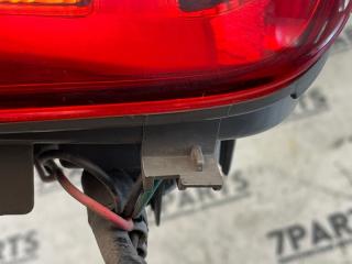 Стоп левый задний TOYOTA ISIS ZNM10 1ZZFE 44-64 5 ракурс