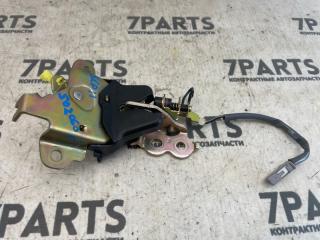Замок багажника TOYOTA PLATZ SCP11 1SZFE 6461052050 2 ракурс
