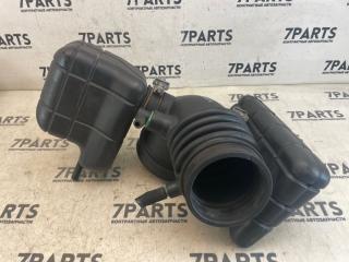 Патрубок воздушн.фильтра MITSUBISHI DIAMANTE F36A 6G72 MR373196 2 ракурс