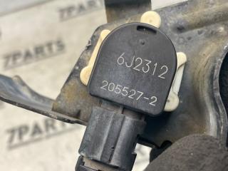 Датчик контроля высоты задний TOYOTA ISIS ZNM10 1ZZFE 3 ракурс