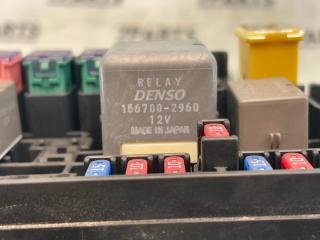 Блок предохранителей DAIHATSU TERIOS J102G K3-VET 82661-87407 5 ракурс