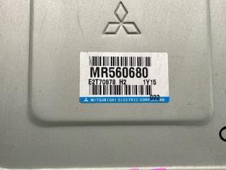 Блок efi MITSUBISHI DIAMANTE F36A 6G72 MR560680 4 ракурс