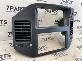 Консоль магнитофона MITSUBISHI PAJERO V73W 6G72 2 ракурс