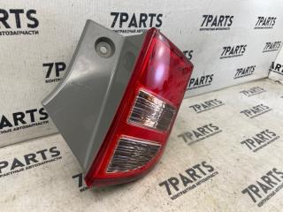 Стоп правый задний TOYOTA ISIS ZNM10 1ZZFE 44-64 2 ракурс