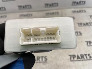 Блок управления дверьми NISSAN LAUREL GC35 RB25DE 285958L501 3 ракурс