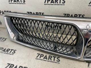 Решетка радиатора MITSUBISHI DIAMANTE F36A 6G72 MR361488 3 ракурс