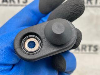 Датчик открыт.дверей передний TOYOTA ALTEZZA GXE10 1GFE 8423160070 2 ракурс