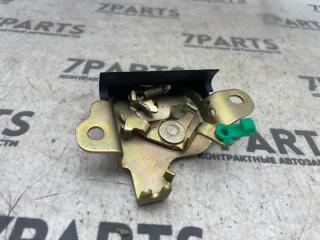 Замок багажника TOYOTA COROLLA AE110 5AFE 6461012330 3 ракурс