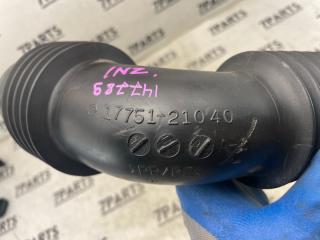 Воздухозаборник TOYOTA IST NCP61 1NZ-FE 17751-21040 3 ракурс