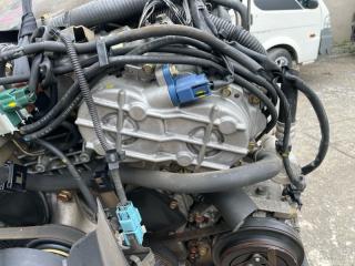 Двигатель NISSAN STAGEA M35 VQ25DD 10102AL5A7 5 ракурс
