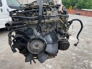 Двигатель NISSAN CIMA HF50 VQ30DET 10102AR4A0 2 ракурс