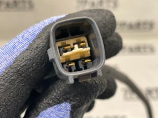 Лямбда-зонд TOYOTA ISIS ZNM10 1ZZFE 89465-13030 5 ракурс