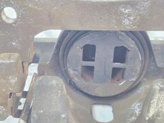 Суппорт правый передний SUZUKI XBEE MN71S K10C 5 ракурс