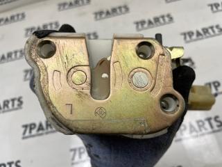 Замок двери левый задний TOYOTA VITZ SCP10 1SZFE 6934052030 5 ракурс